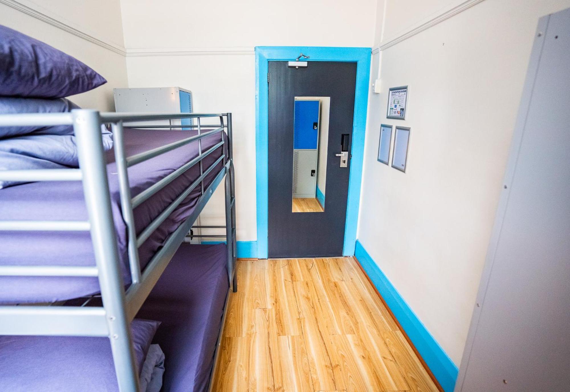 Mad Monkey Melbourne Hostel Exterior photo