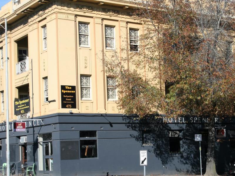 Mad Monkey Melbourne Hostel Exterior photo
